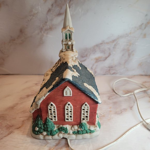 Village Square Vintage Lighted Church Christmas - Picture 7 of 11